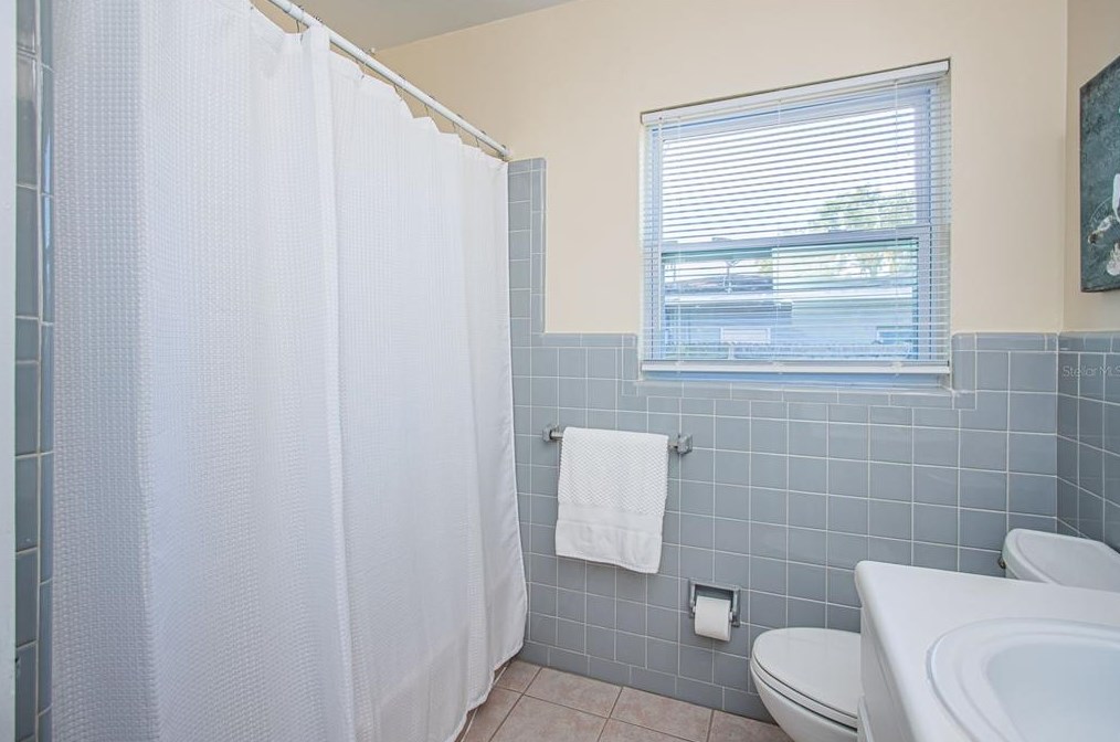 6650 31 Ter Ct, Saint Petersburg FL  exterior