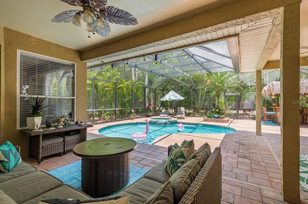 5099 Cross Pointe Dr, Oldsmar FL 34677-5214 exterior