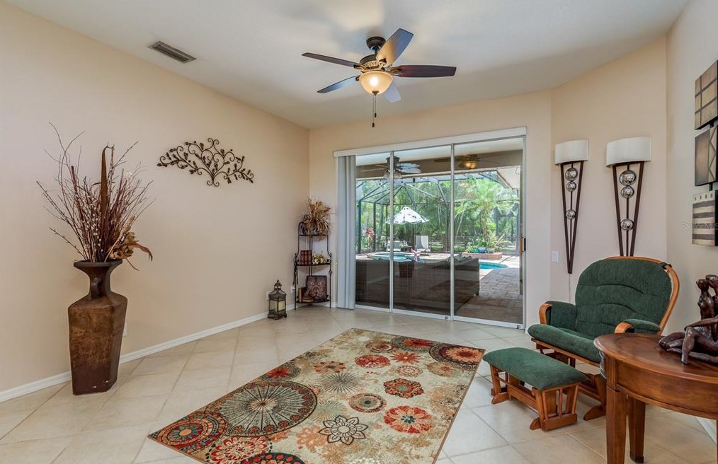 5099 Cross Pointe Dr, Oldsmar FL 34677-5214 exterior