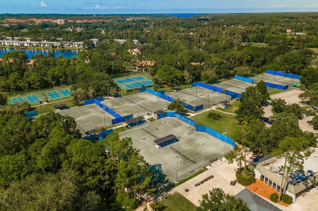 5099 Cross Pointe Dr, Oldsmar FL 34677-5214 exterior