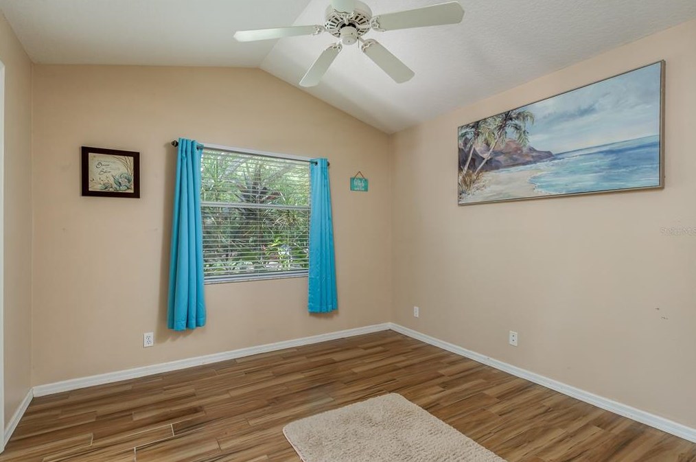 5099 Cross Pointe Dr, Oldsmar FL 34677-5214 exterior