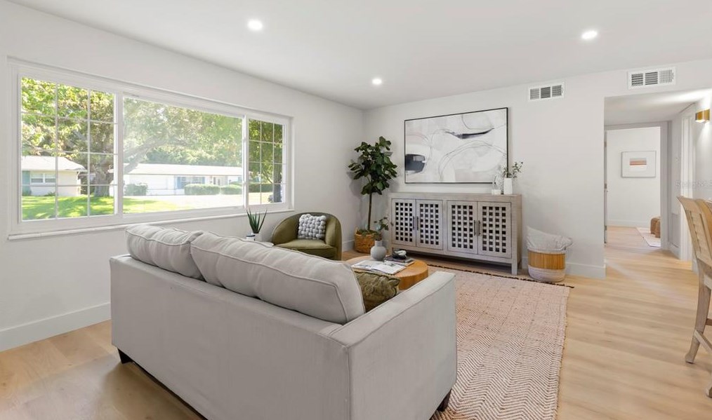 11500 70 Ter, Largo FL  33772-5811 exterior