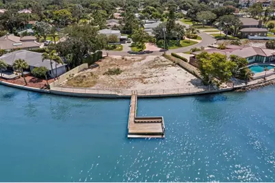 7940 Garden Drive N, Saint Petersburg, FL 33710 - Photo 9