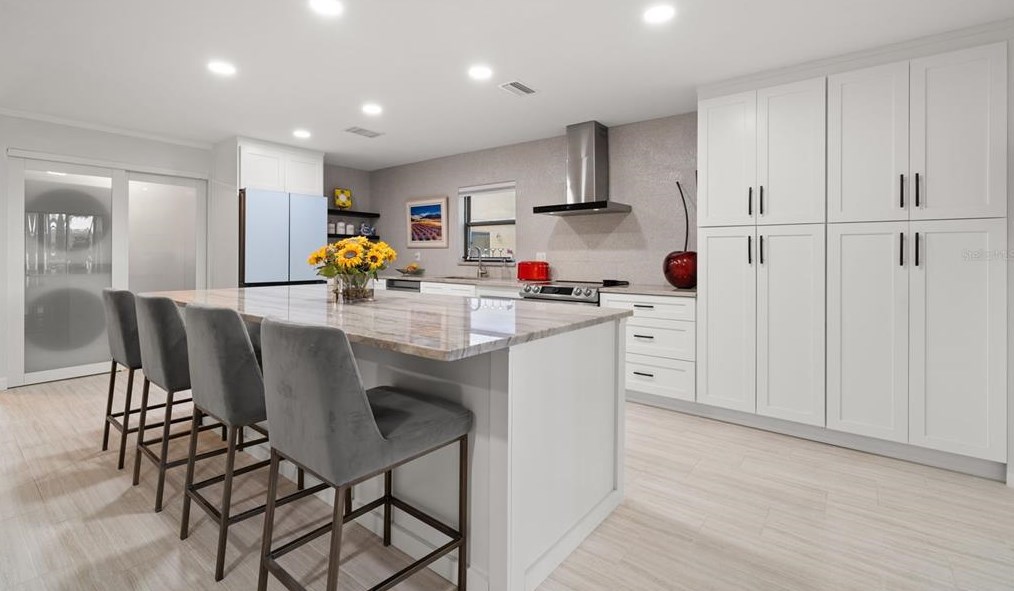 80 Tads Trl, Oldsmar FL 34677-2320 exterior