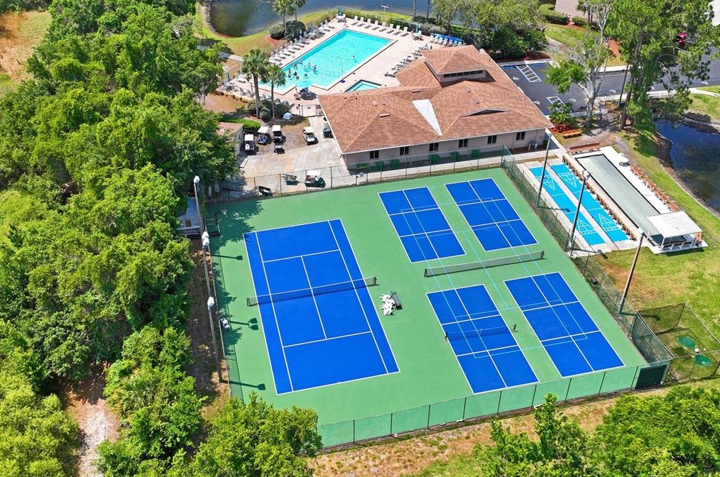 4933 Myrtle Oak Dr, New Port Richey FL  34653-5323 exterior