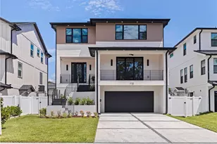 1735 Massachusetts Ave NE, Saint Petersburg, FL 33703 - Photo 1