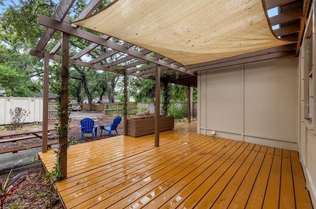 3306 18th Ave, Saint Petersburg FL  33712-2904 exterior