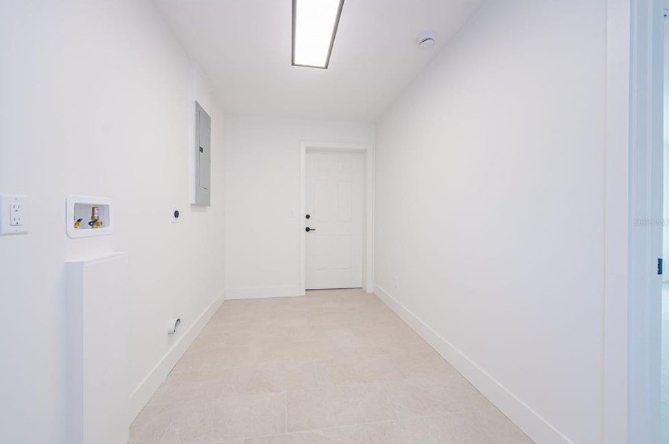 1787 45th St, Saint Petersburg FL  33713-4636 exterior