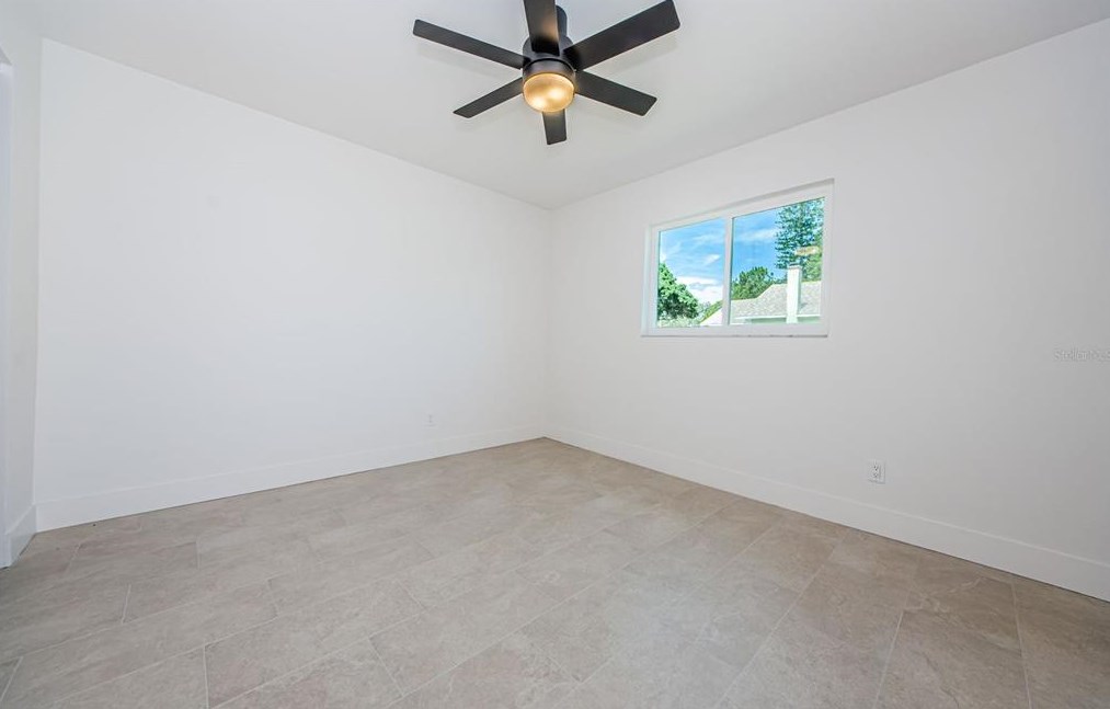 1787 45th St, Saint Petersburg FL  33713-4636 exterior