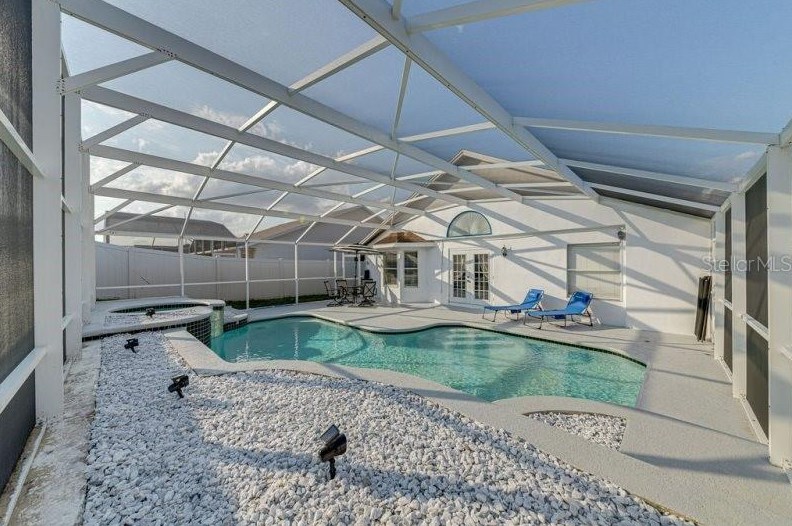 8665 Wellington Loop, Kissimmee FL  34747-1626 exterior