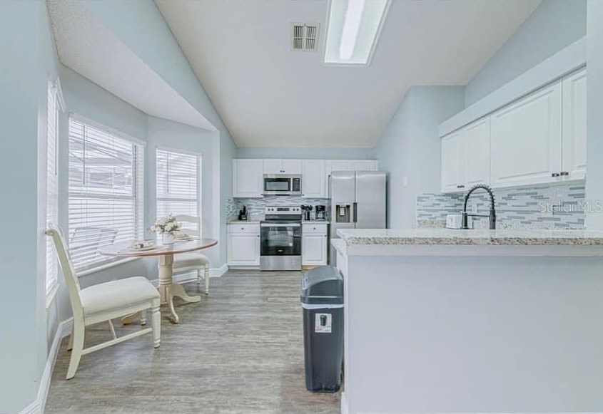 8665 Wellington Loop, Kissimmee FL  34747-1626 exterior