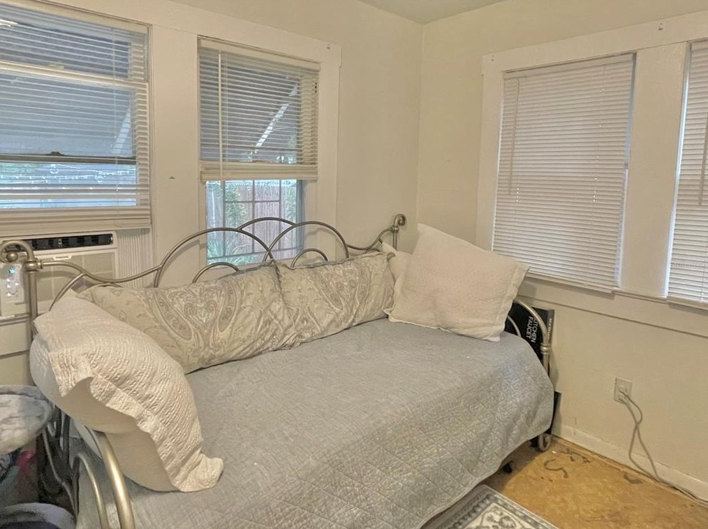 2808 Mitchell Ave, Tampa FL exterior