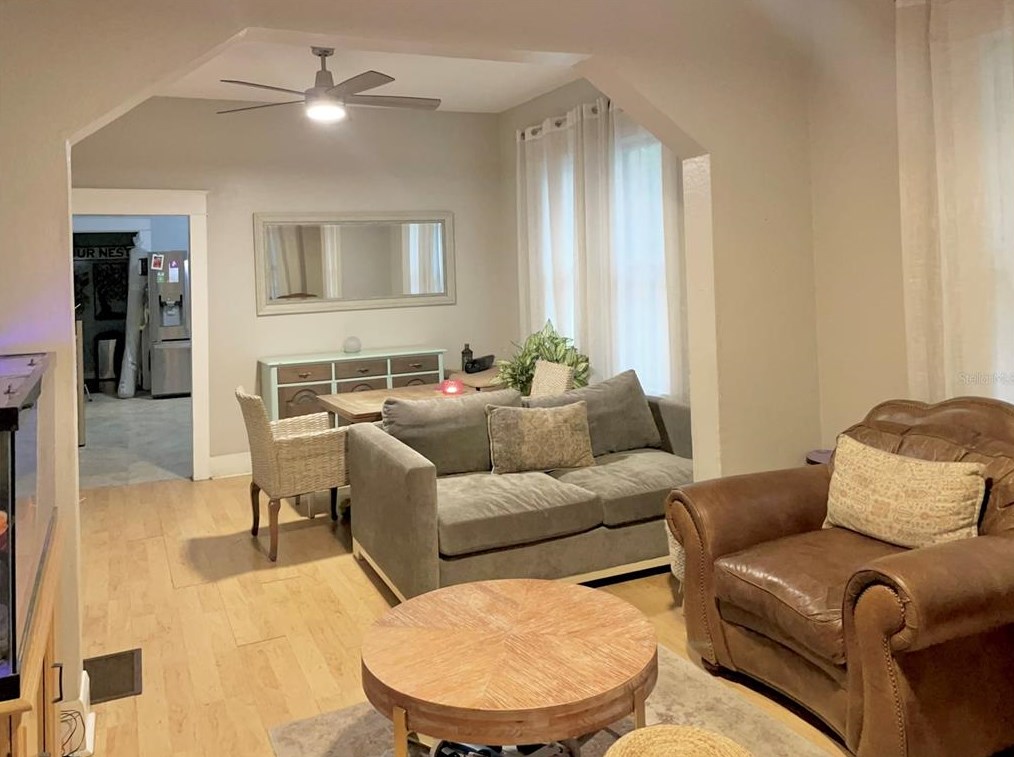 2808 Mitchell Ave, Tampa FL exterior