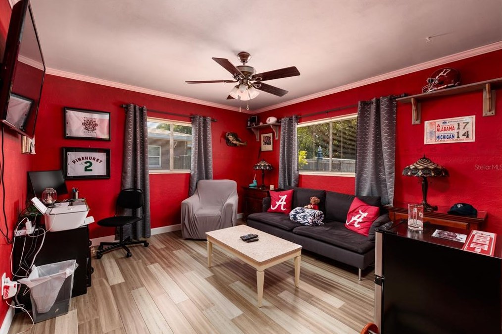 2482 67th Ave, Saint Petersburg FL  33712-5613 exterior