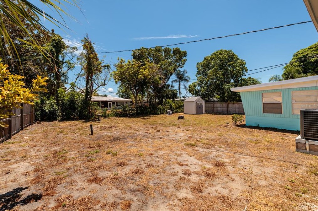 2482 67th Ave, Saint Petersburg FL  33712-5613 exterior