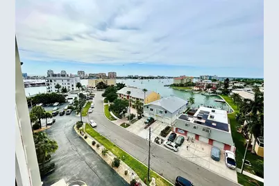 255 Dolphin Point #809, Clearwater, FL 33767 - Photo 17