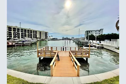255 Dolphin Point #809, Clearwater, FL 33767 - Photo 31