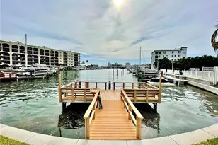 255 Dolphin Point, Clearwater, FL 33767 - Photo 31