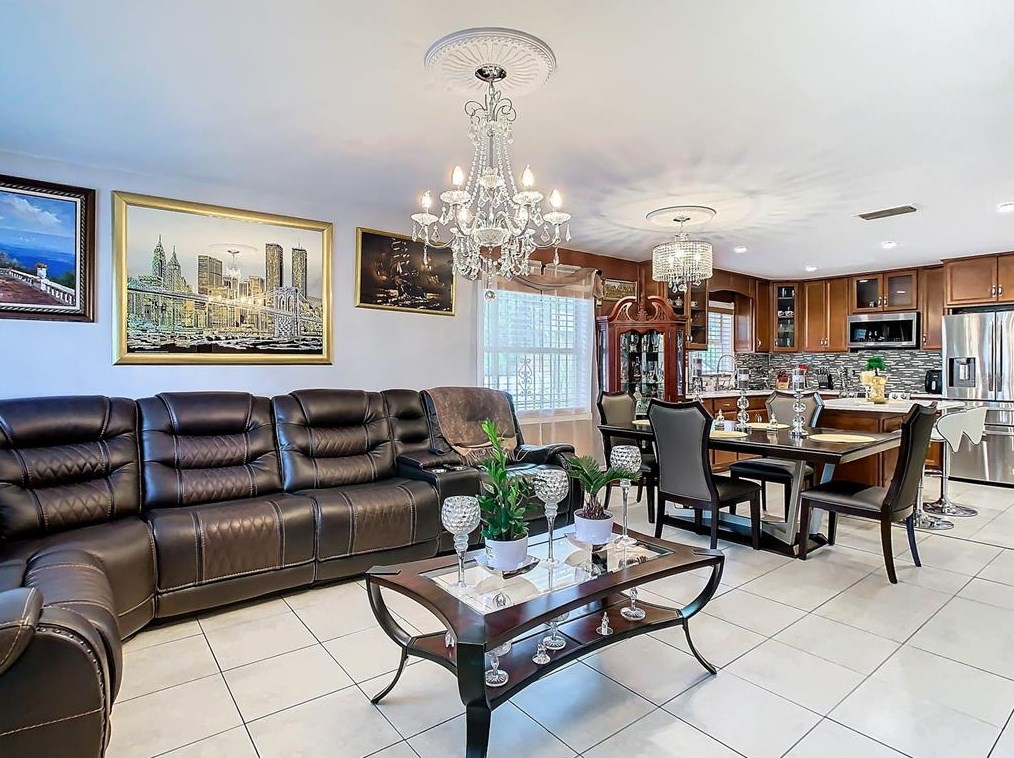 6703 22nd St, Tampa FL  33610-1338 exterior