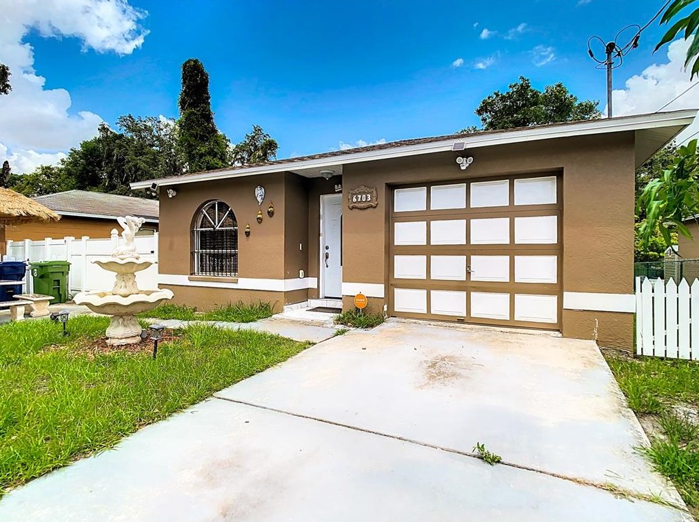 6703 22nd St, Tampa FL  33610-1338 exterior