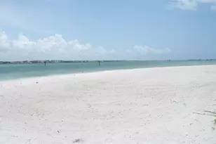 845 S Gulfview Blvd, Clearwater Beach, FL 33767 - Photo 25
