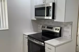 845 S Gulfview Blvd, Clearwater Beach, FL 33767 - Photo 5