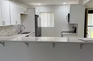 845 S Gulfview Blvd, Clearwater Beach, FL 33767 - Photo 3