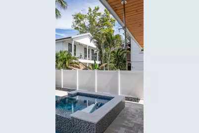 316 11th Avenue N, Saint Petersburg, FL 33701 - Photo 15