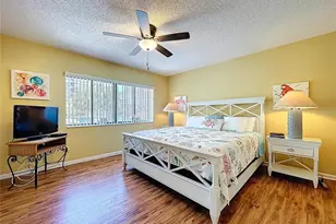 7532 Bayshore Dr, Treasure Island, FL 33706 - Photo 37