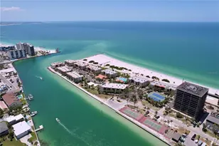 7532 Bayshore Dr, Treasure Island, FL 33706 - Photo 43