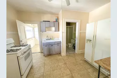 421 10th Avenue N, Saint Petersburg, FL 33701 - Photo 25