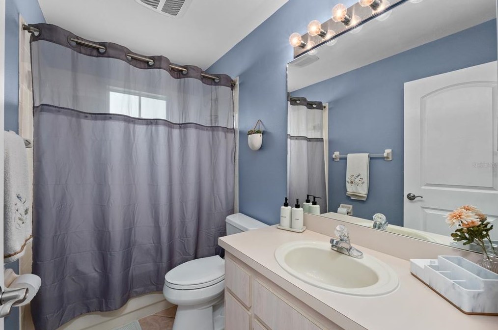 15652 Eastbourn Dr, Odessa FL  33556-2851 exterior