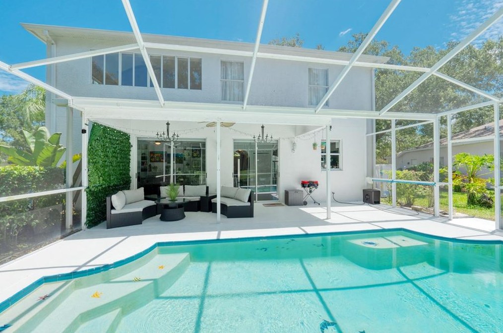 15652 Eastbourn Dr, Odessa FL  33556-2851 exterior