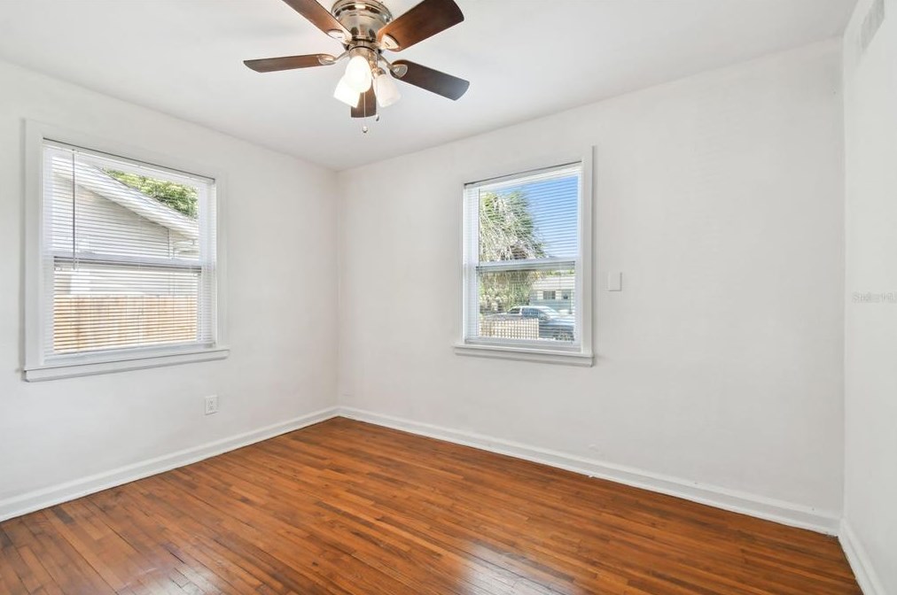 4320 3 Ave, Saint Petersburg FL  33711-1129 exterior