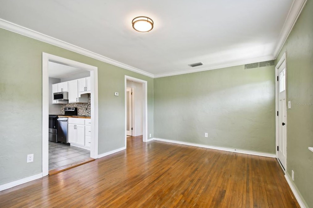 4320 3 Ave, Saint Petersburg FL  33711-1129 exterior