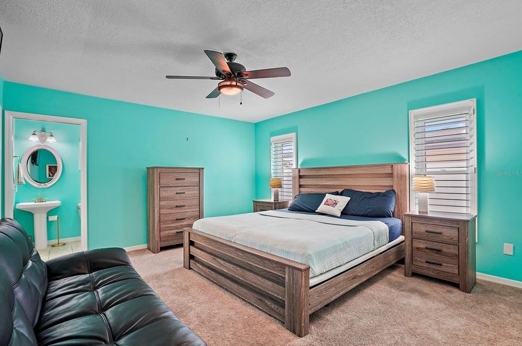 3726 17th Ave, Saint Petersburg FL  33711-2502 exterior