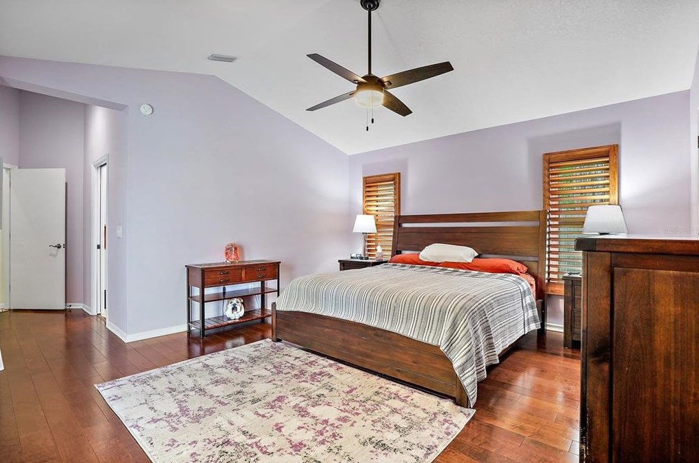 3726 17th Ave, Saint Petersburg FL  33711-2502 exterior