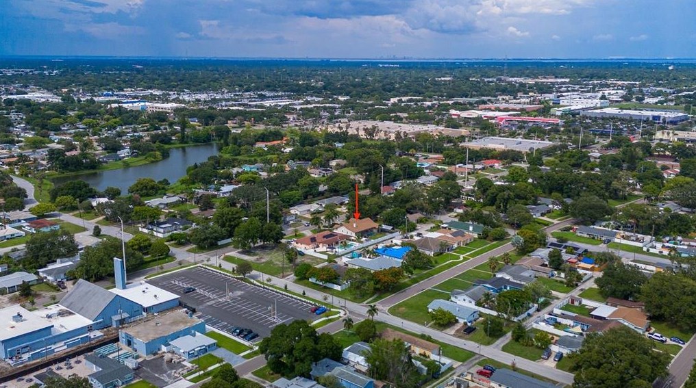 3726 17th Ave, Saint Petersburg FL  33711-2502 exterior