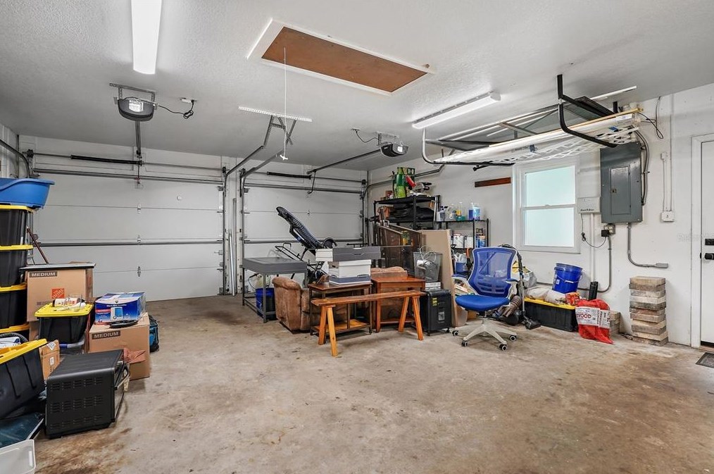 3726 17th Ave, Saint Petersburg FL  33711-2502 exterior