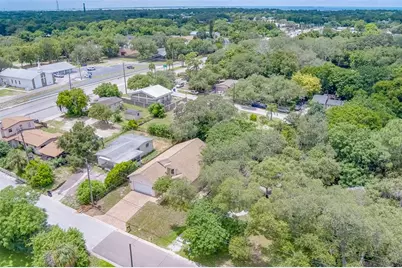 1950 Lillian Avenue, Tarpon Springs, FL 34689 - Photo 51