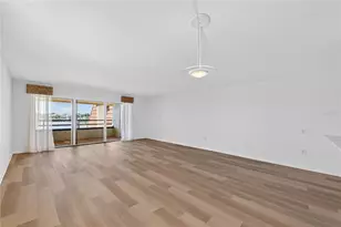 138 1st St E, Saint Petersburg, FL 33715 - Photo 43