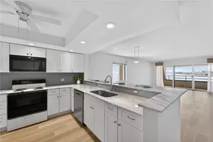 138 1st St E, Saint Petersburg, FL 33715 - Photo 3