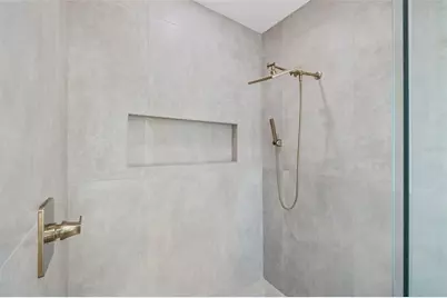 135 48th Avenue, Saint Petersburg, FL 33703 - Photo 23