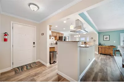 5257 Beach Drive SE #D, Saint Petersburg, FL 33705 - Photo 5