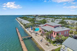 5257 Beach Dr SE, Saint Petersburg, FL 33705 - Photo 43