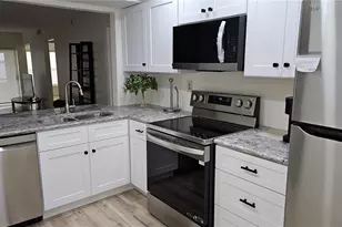 6177 Sun Blvd, Saint Petersburg, FL 33715 - Photo 5