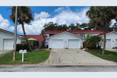 1451 Water View Drive W, Largo, FL 33771 - Photo 1