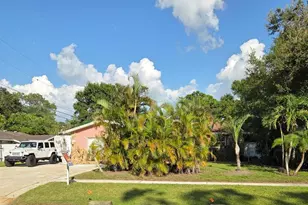 8665 Mockingbird Ln, Seminole, FL 33777 - Photo 1