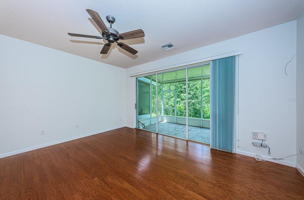 26549 Castleview Way, Zephyrhills FL 33544-4738 exterior