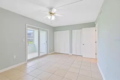 1051 79th Avenue N #103, Saint Petersburg, FL 33702 - Photo 9